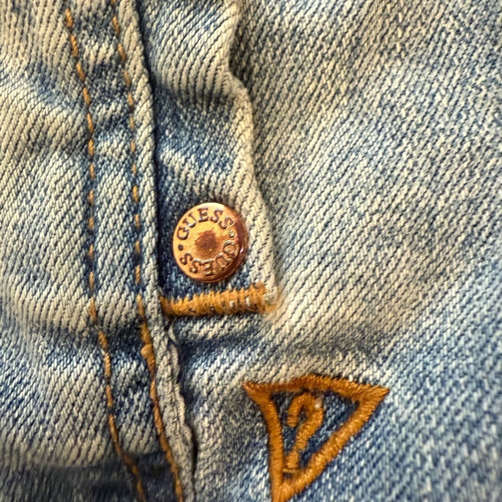 **GUESS Women’s Distressed Blue Denim Jacket – Size Small** - Picture 6 of 6